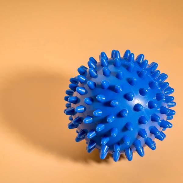 Symbolbild Massageball Coronavirus