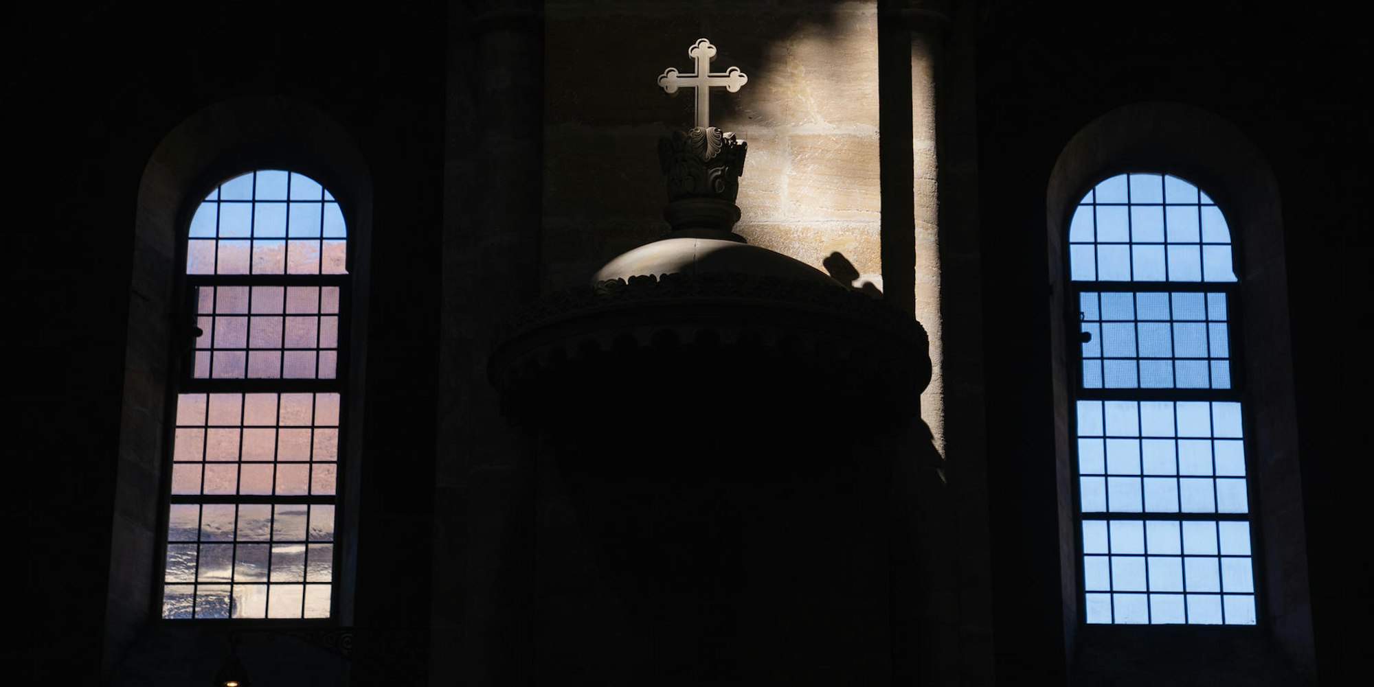 kirche_dunkel_missbrauch