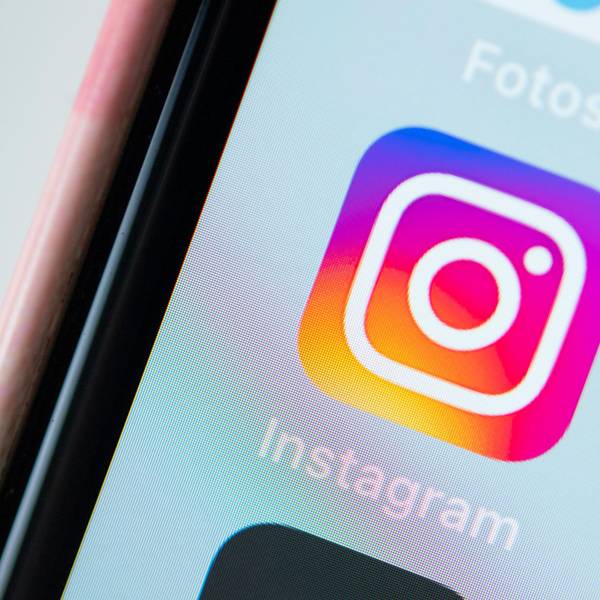 Instagram Symbolfoto 200122