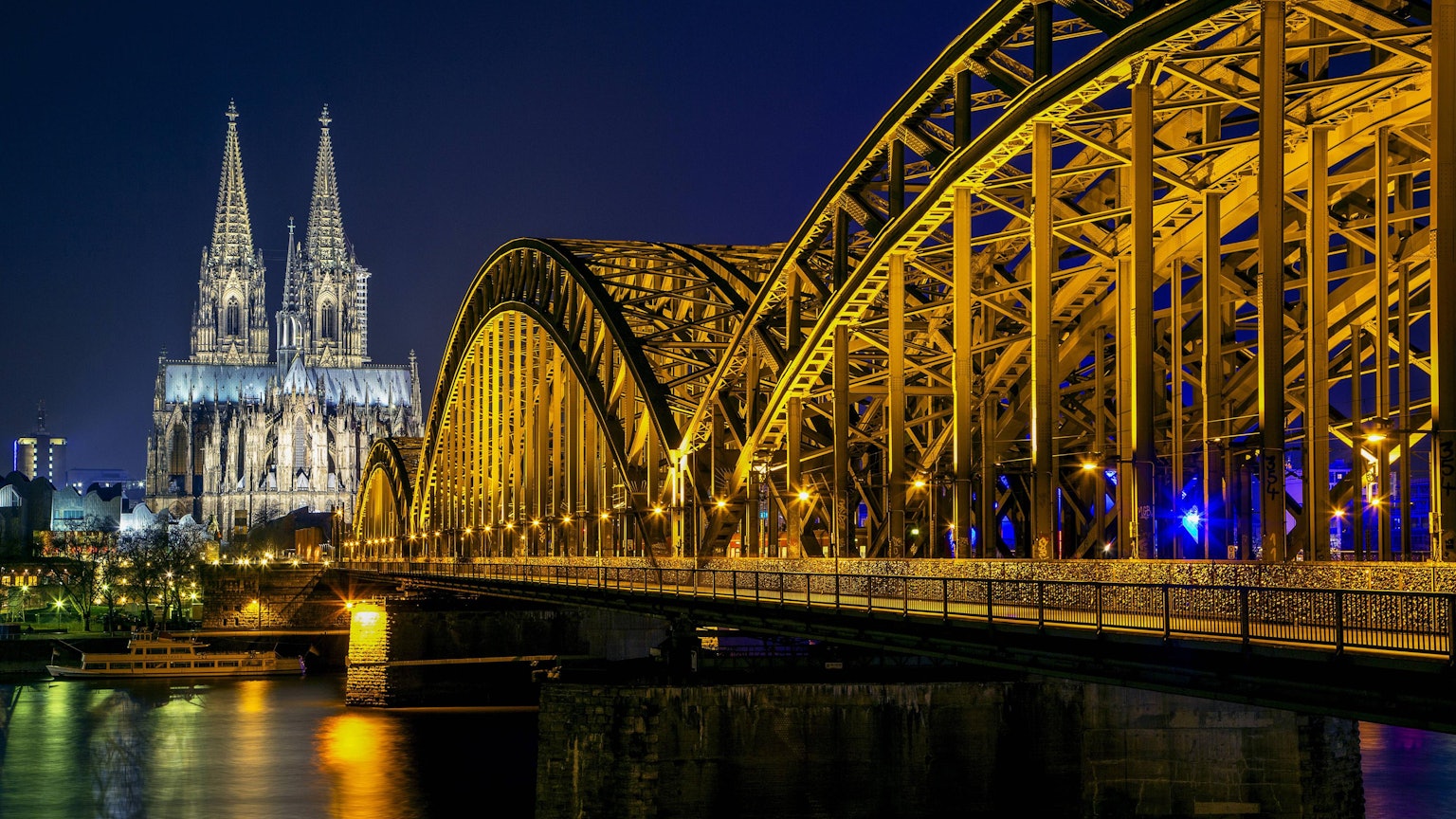 Köln bei Nacht