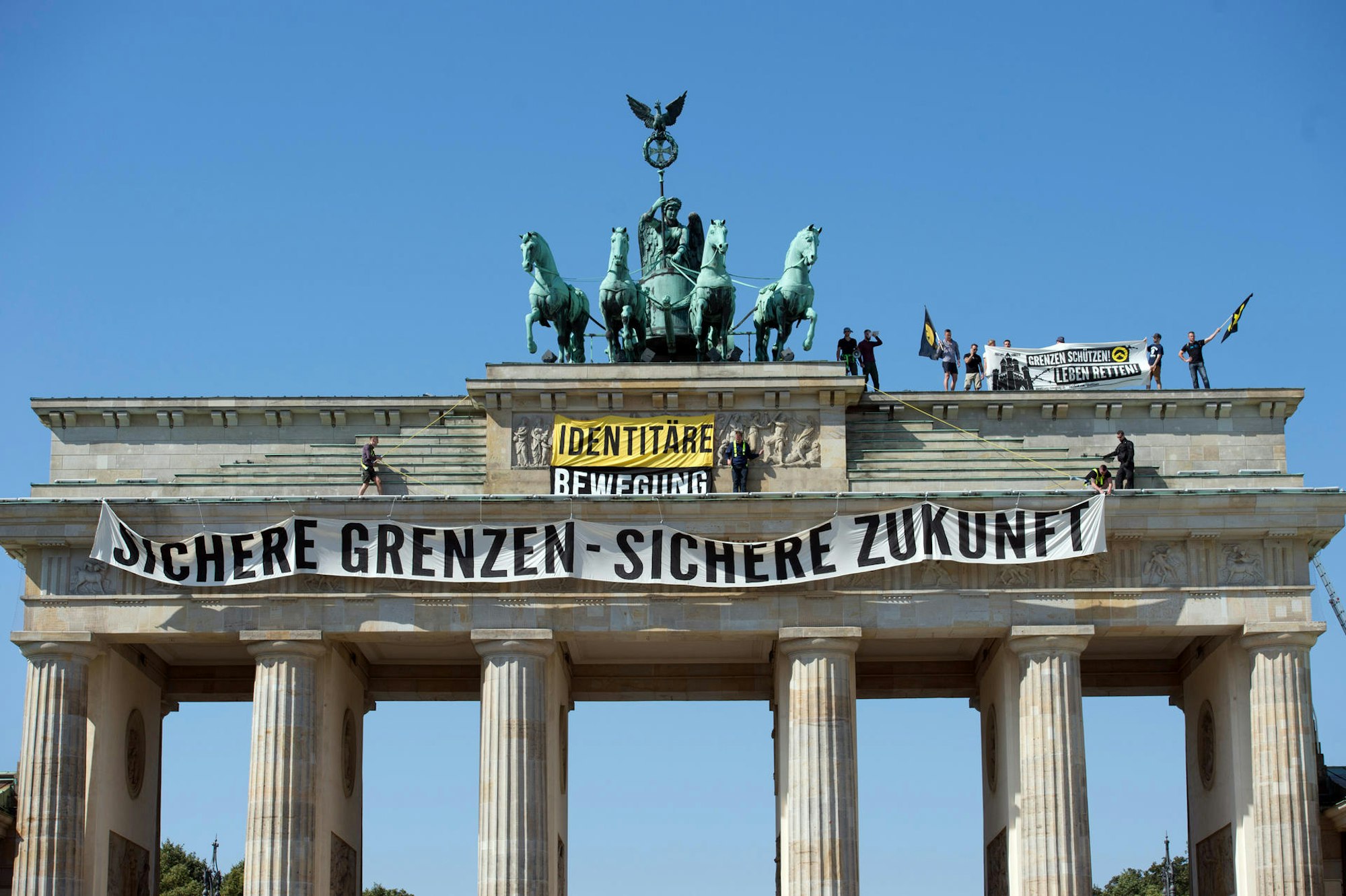 Identitäre Bewegung Brandenurger Tor