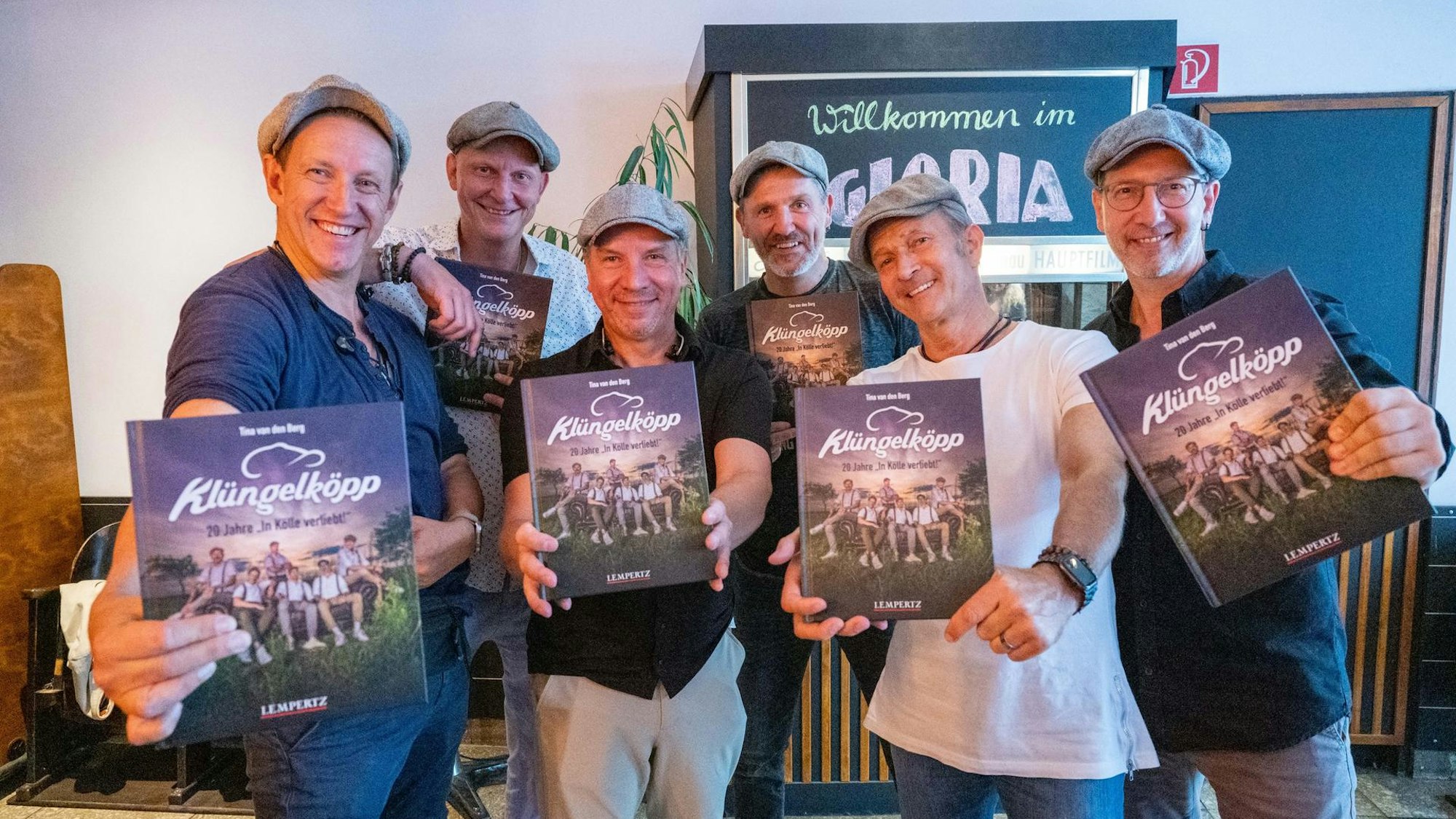 Klüngelköpp zeigen ihre Biografie.