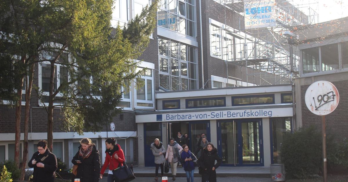 Barbara Von Sell Berufskolleg Köln Köln: Barbara-von-Sell-Berufskolleg in Nippes gesperrt: Massive