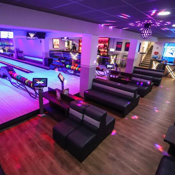 City Bowling Bahnen lila