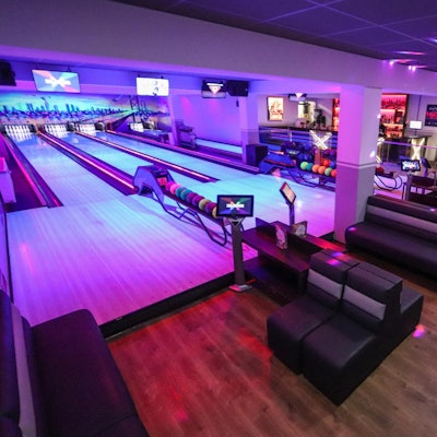 City Bowling Bahnen lila