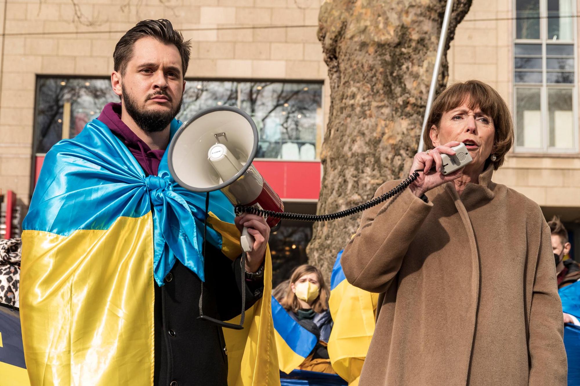 reker ukraine-demo-heumarkt