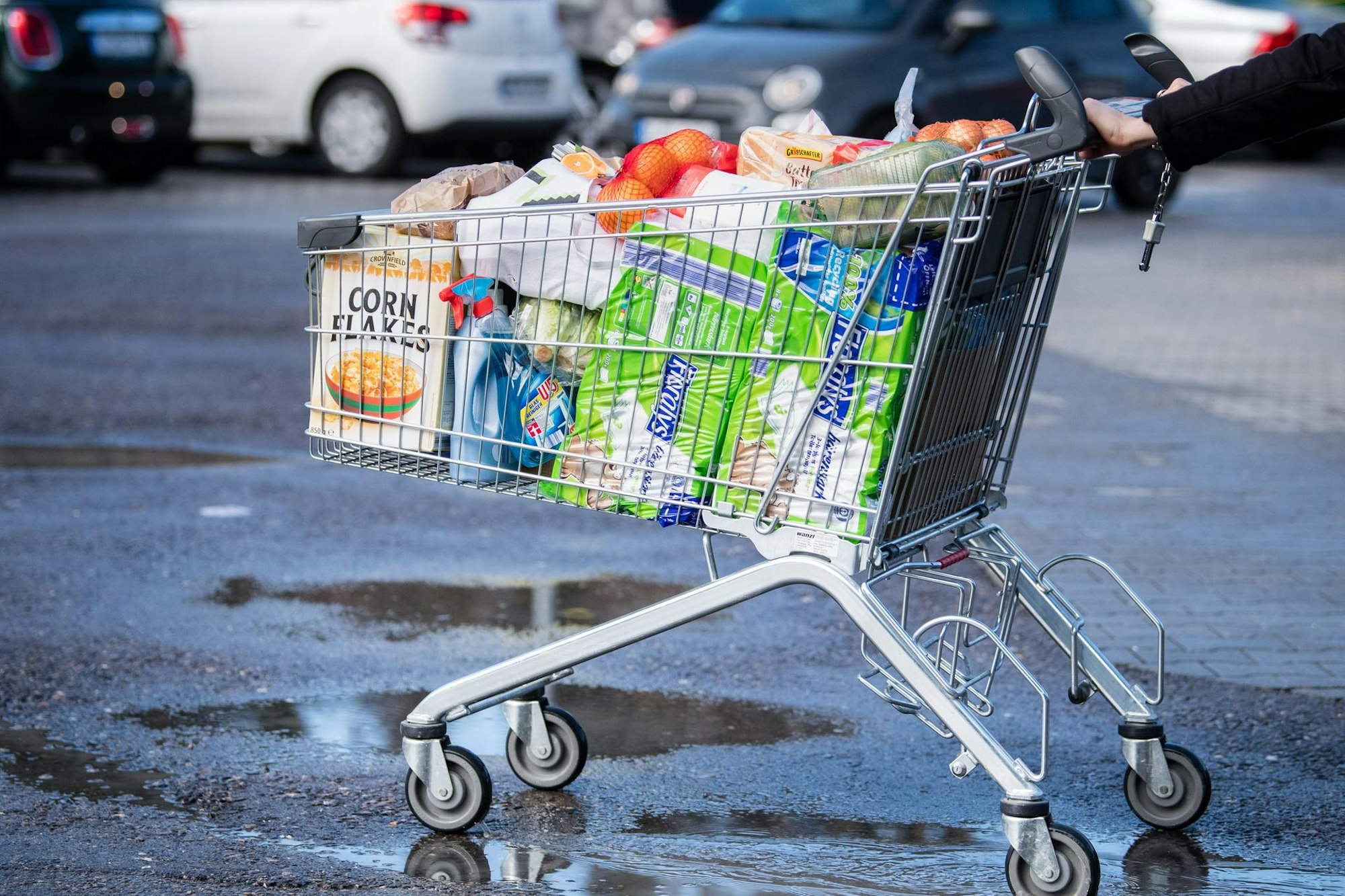 Nahrungsmittel wurden im März im Vergleich zum Vorjahresmonat 5,8 Prozent teurer.