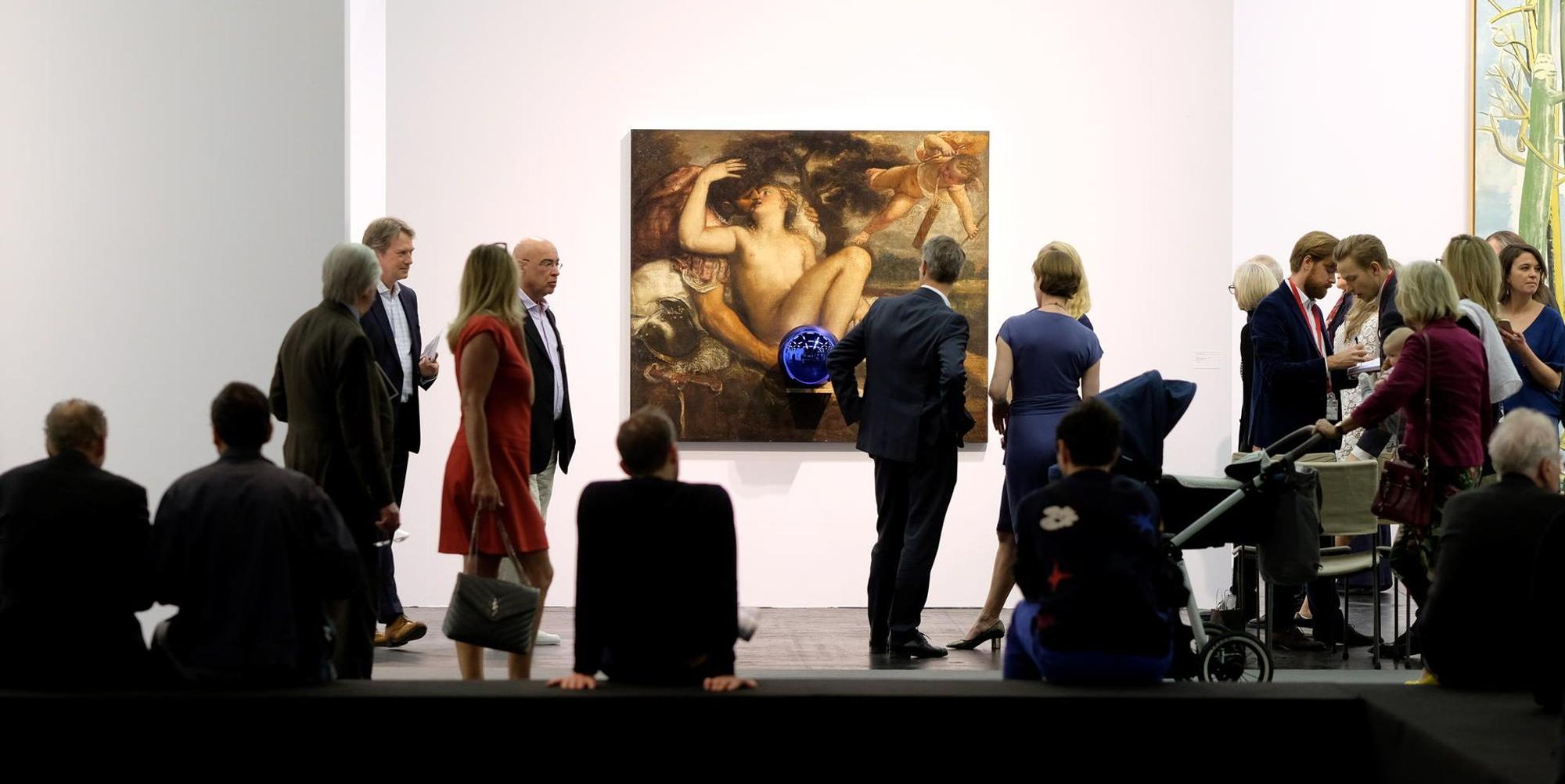 ArtCologne-GazingBall-JeffKoons