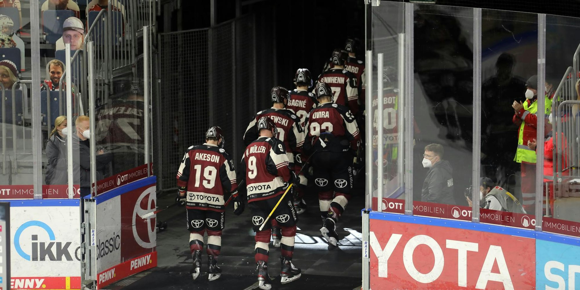 B23A41A3-8C30-4A70-A214-E79938F8D76B