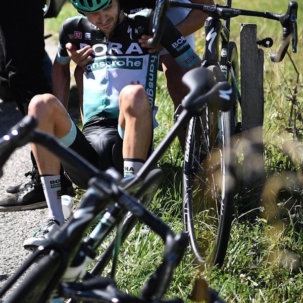 CEC9B047-18CA-485A-806F-65E1000D34DE