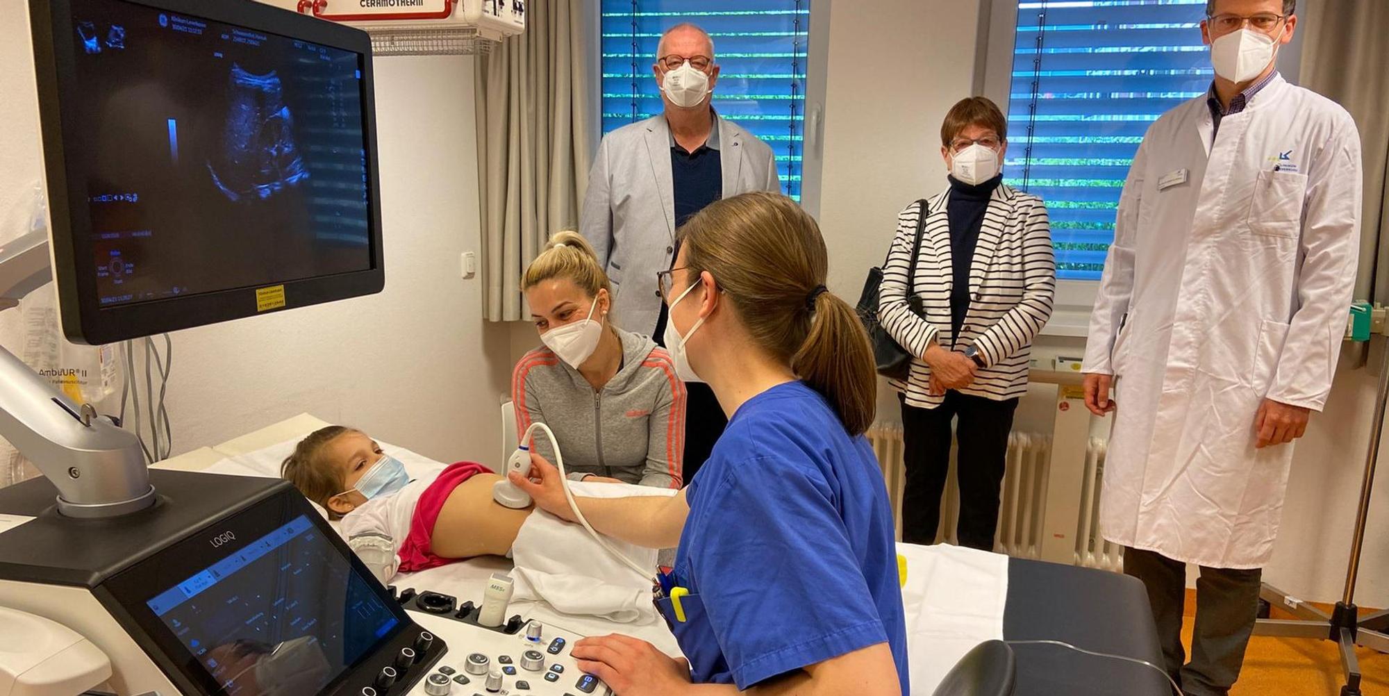 le-SpendenübergabeUltraschall