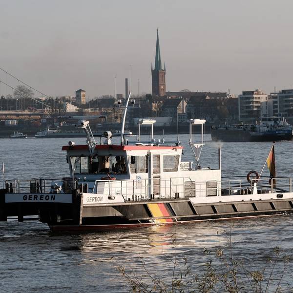 Suche nach Pkw im Rhein GRÖNERT