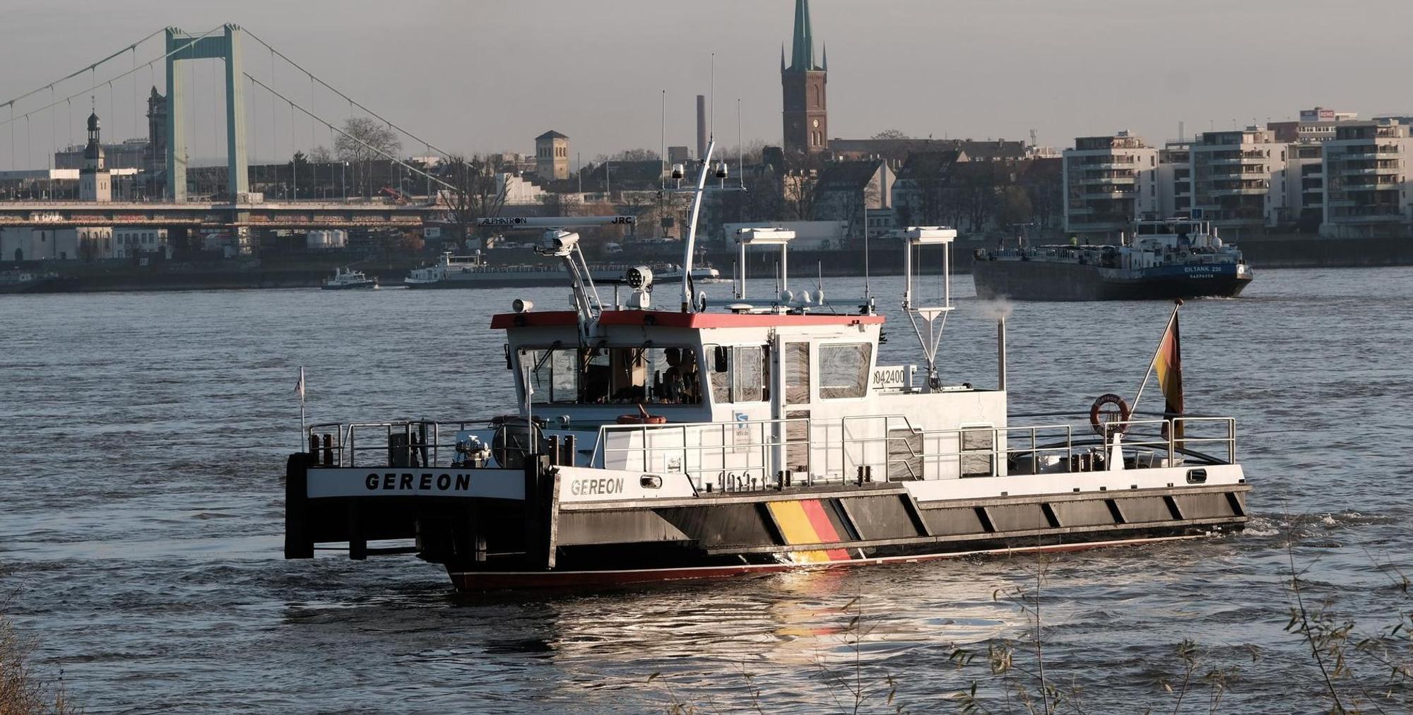 Suche nach Pkw im Rhein GRÖNERT