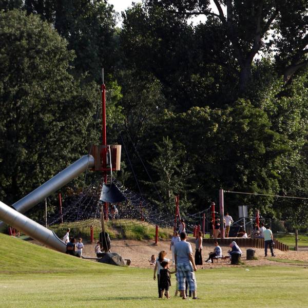 Kölner Rheinpark Spielplatz