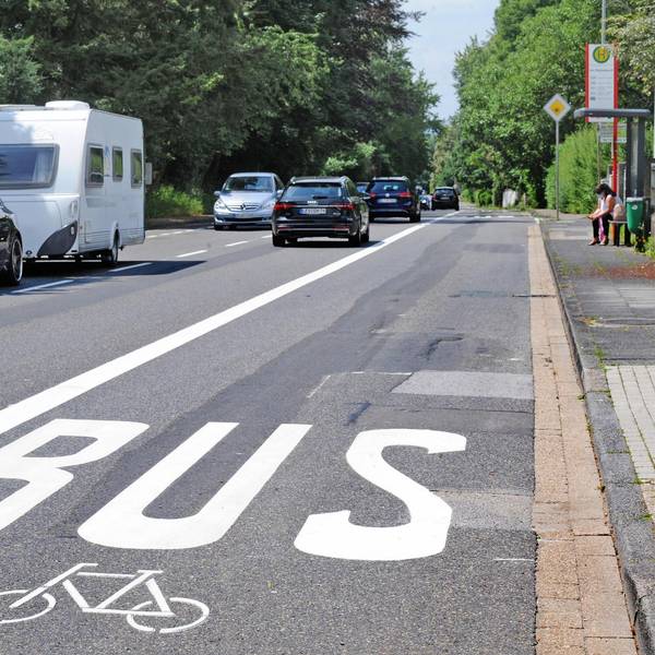 LE_Rennbaumstrasse-Busspur