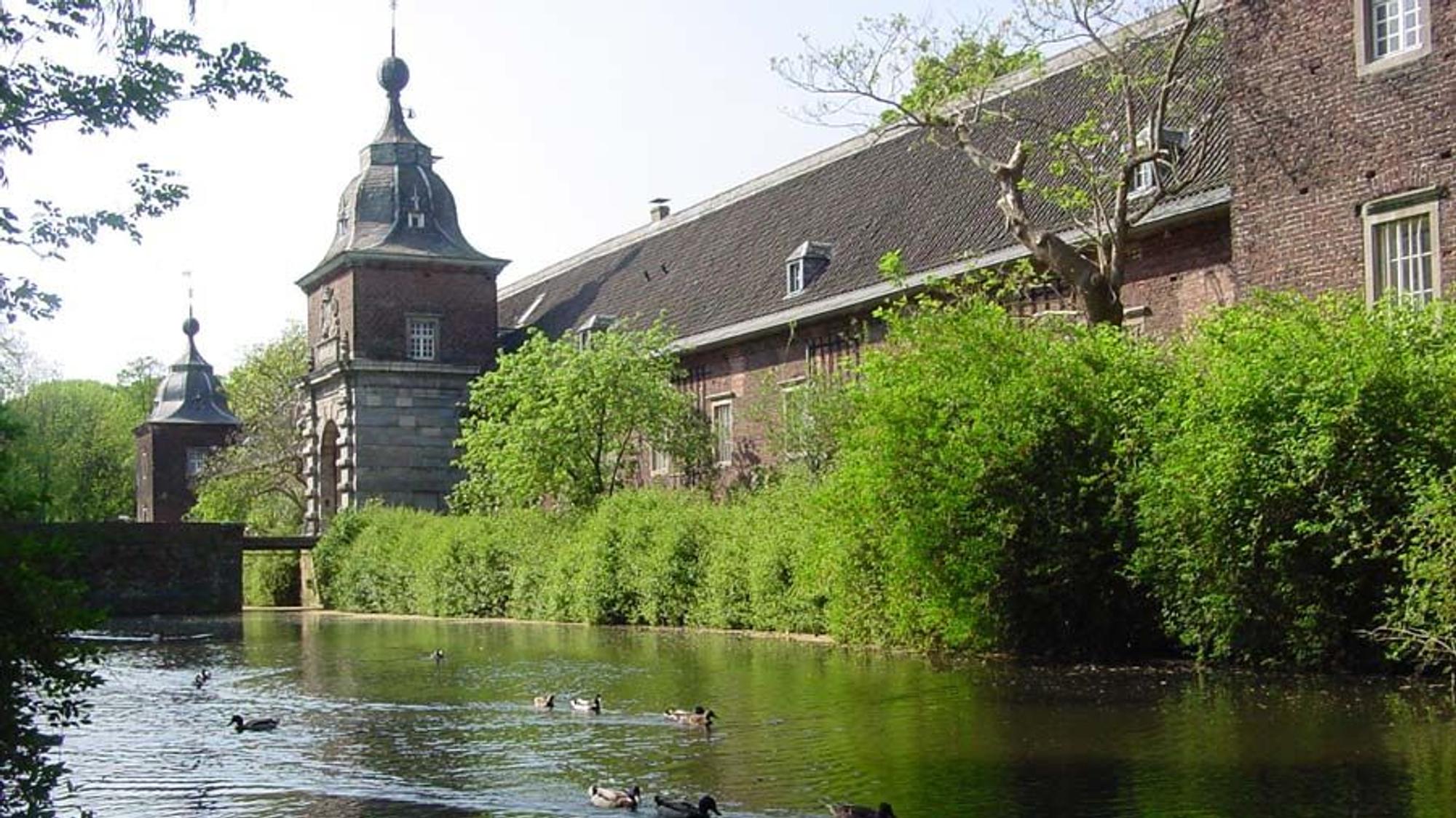 Schlosspark Heltorf in Düsseldorf.