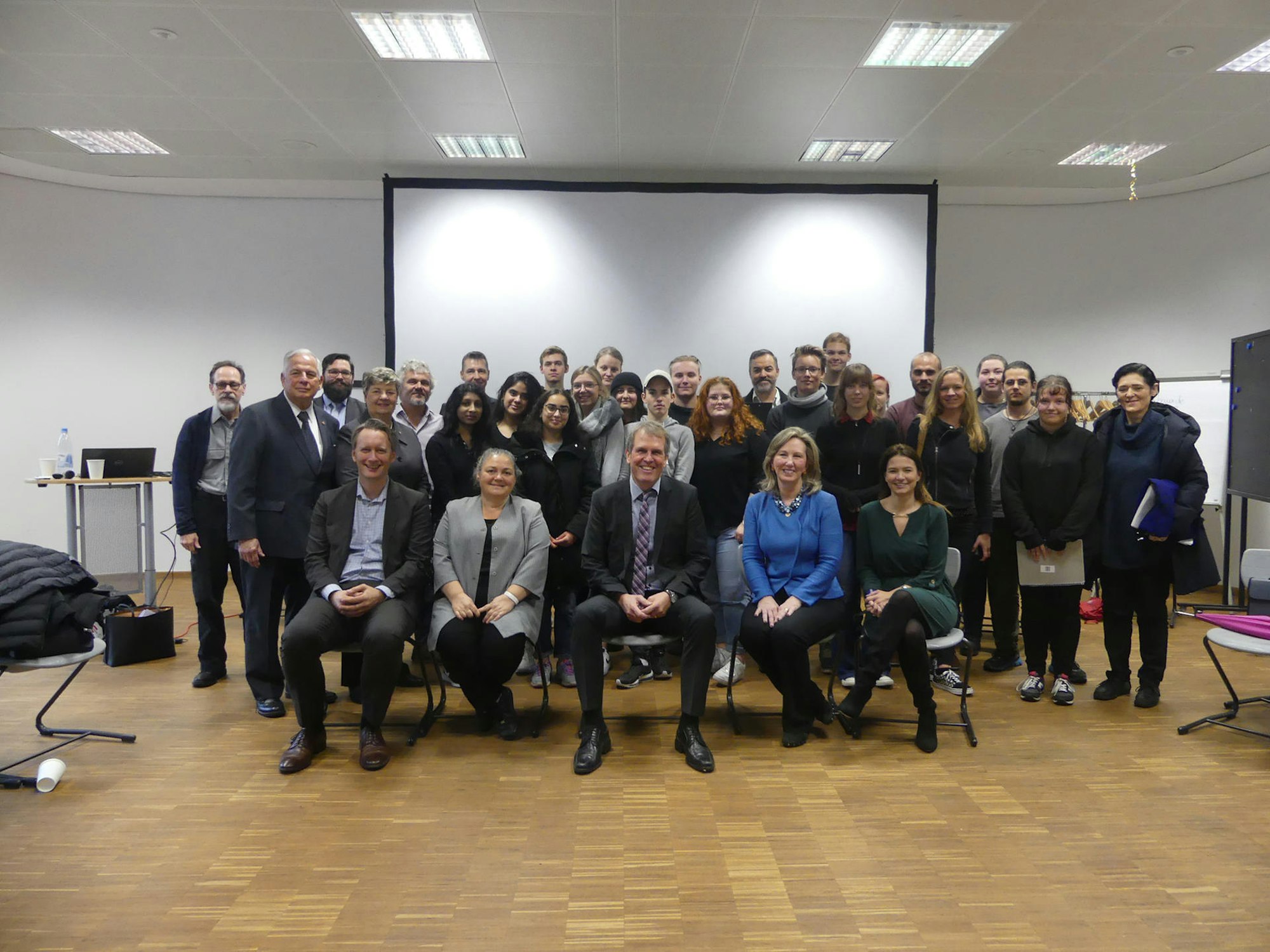 digas-166952525_MDS-KSTA-2019-11-14-71-154523954
