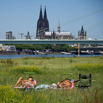 Sommertag_in_Koeln_65777190