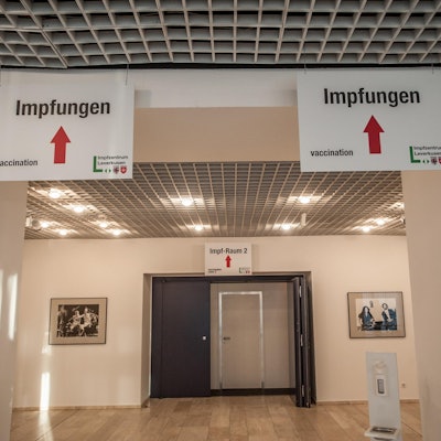 uebergabe_impfzentrum-leverkusen_ALF_5959