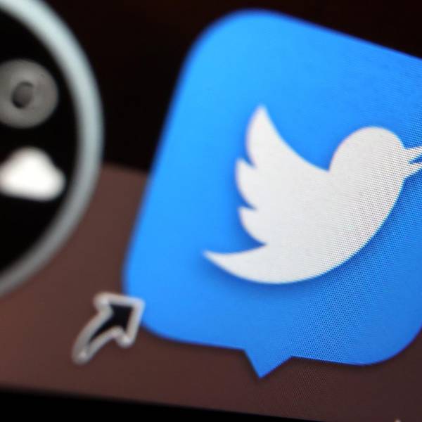 twitter logo 140722