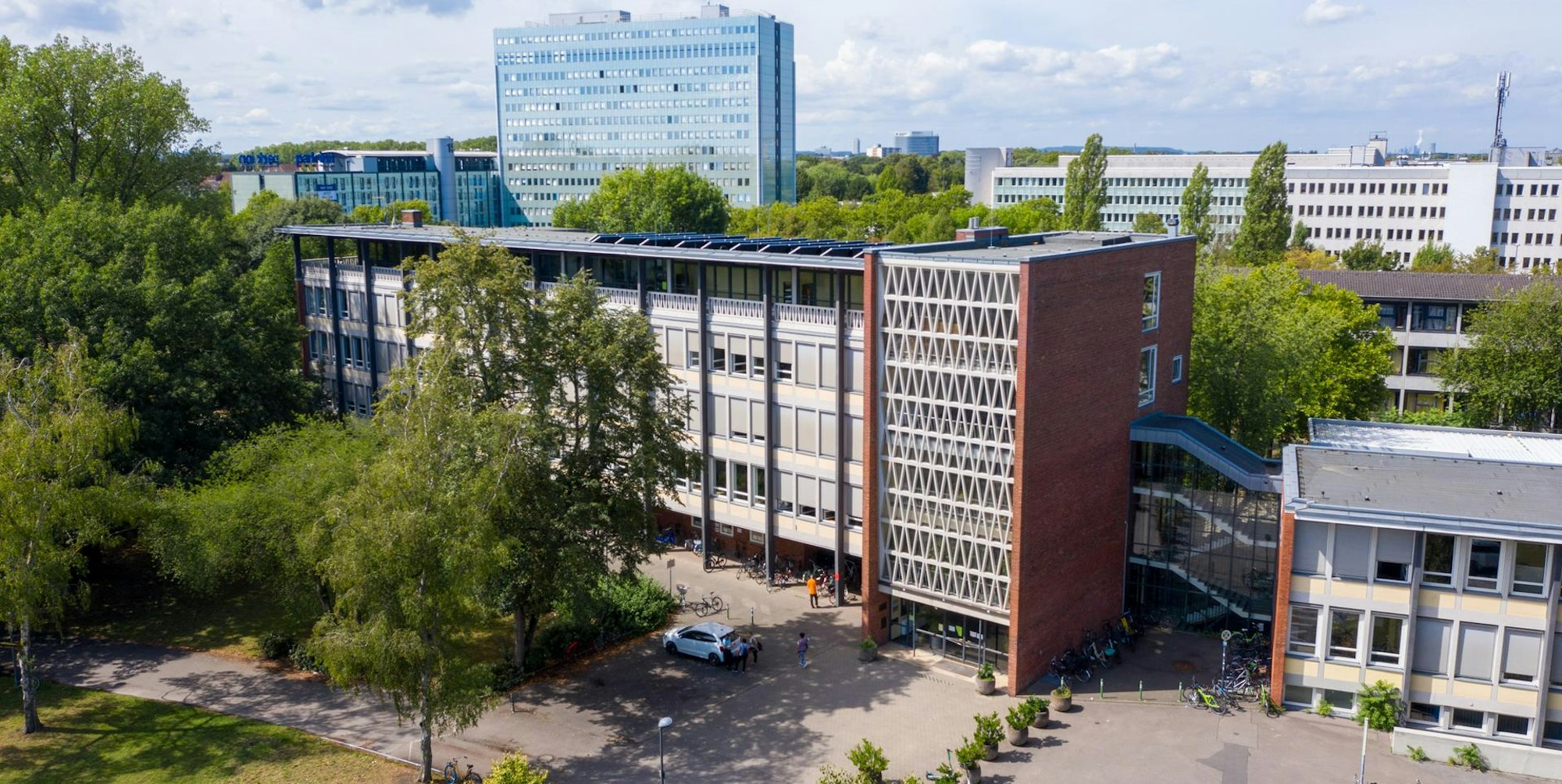 Gymnasium Kreuzgasse WEISER