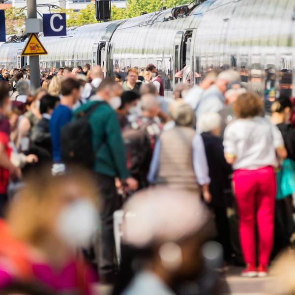 9EuroTicket_rollstuhlfahrer
