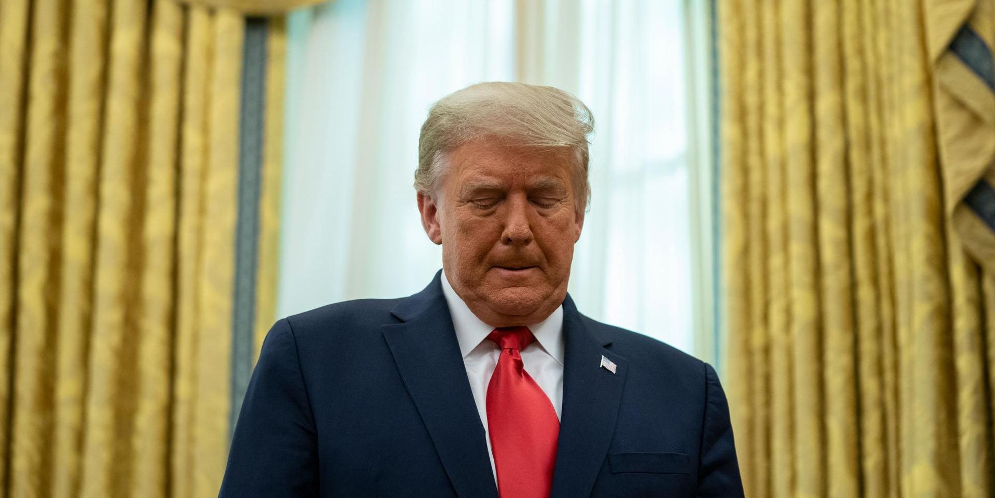 trump head down