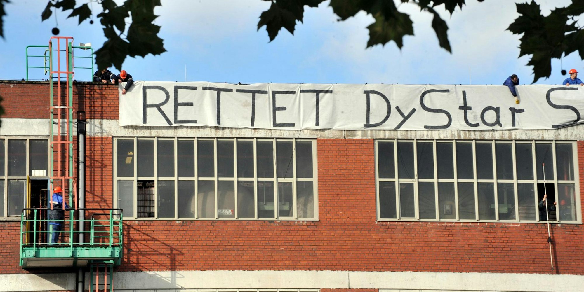 LEV rettet Dystar