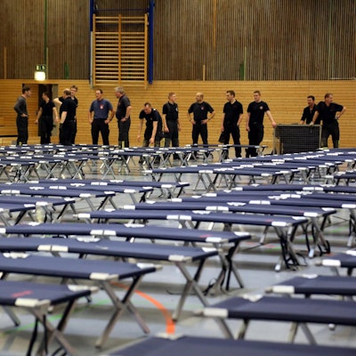 MDS-KSTA-2012-10-20-7792374.71-44195247