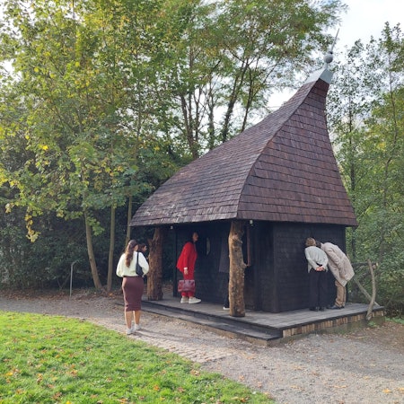 Eröffnung Witches Cottage Mark Dion Morsbroich 5