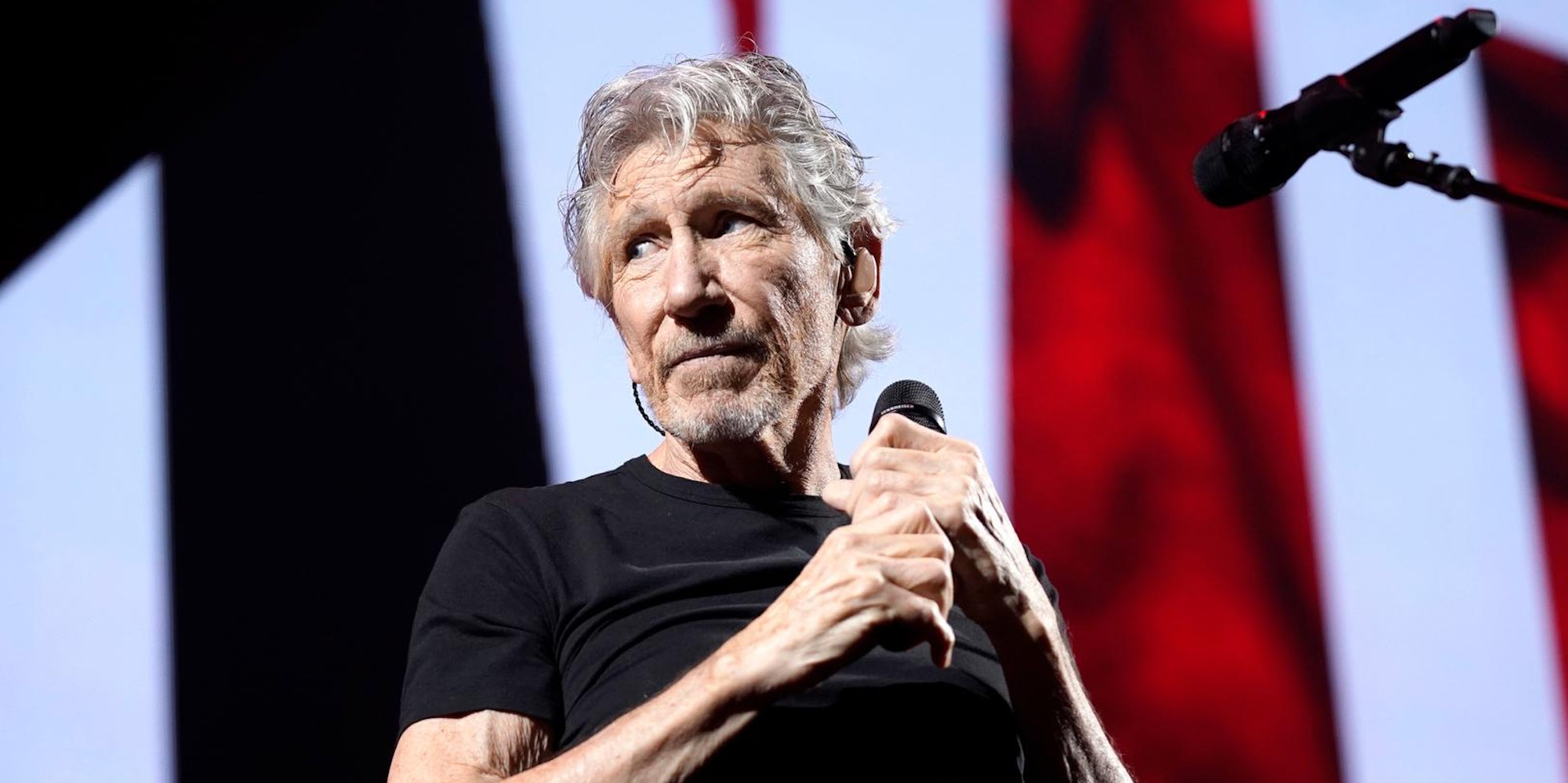 Roger Waters ap 080822