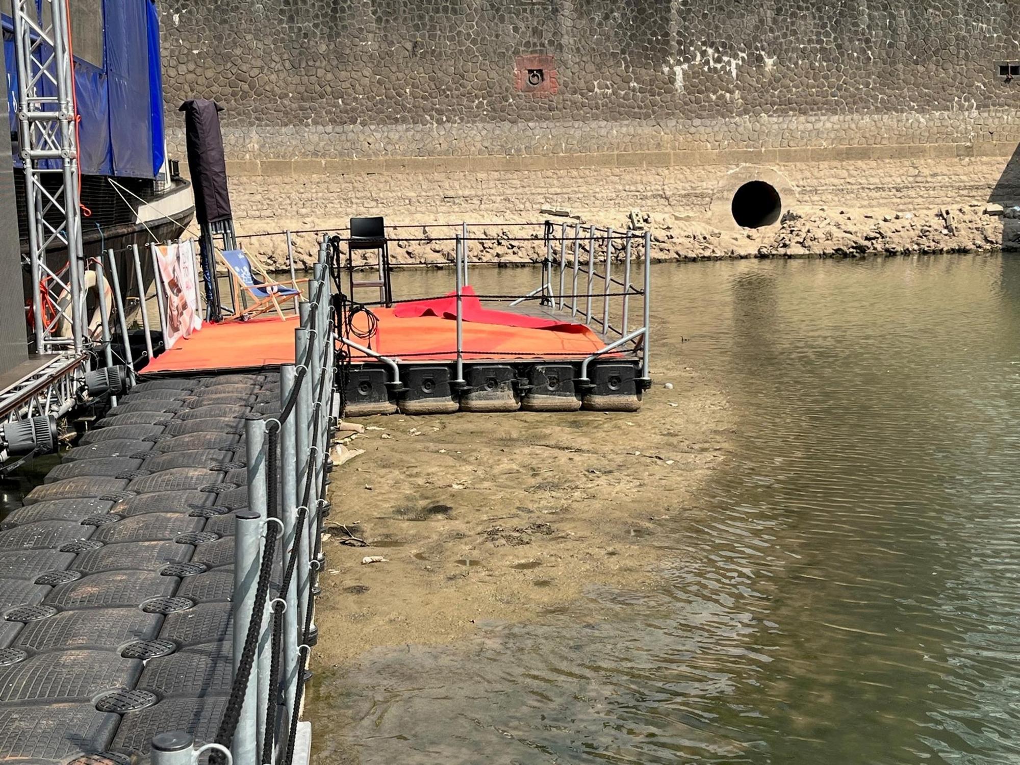 Rheinhafen-Niedrigwasser001