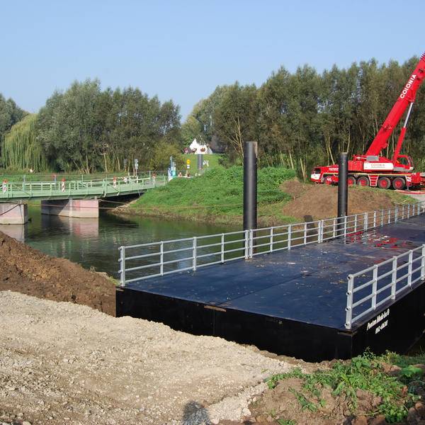 Pontonbrücke Provisorium 2004