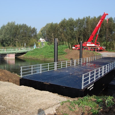 Pontonbrücke Provisorium 2004