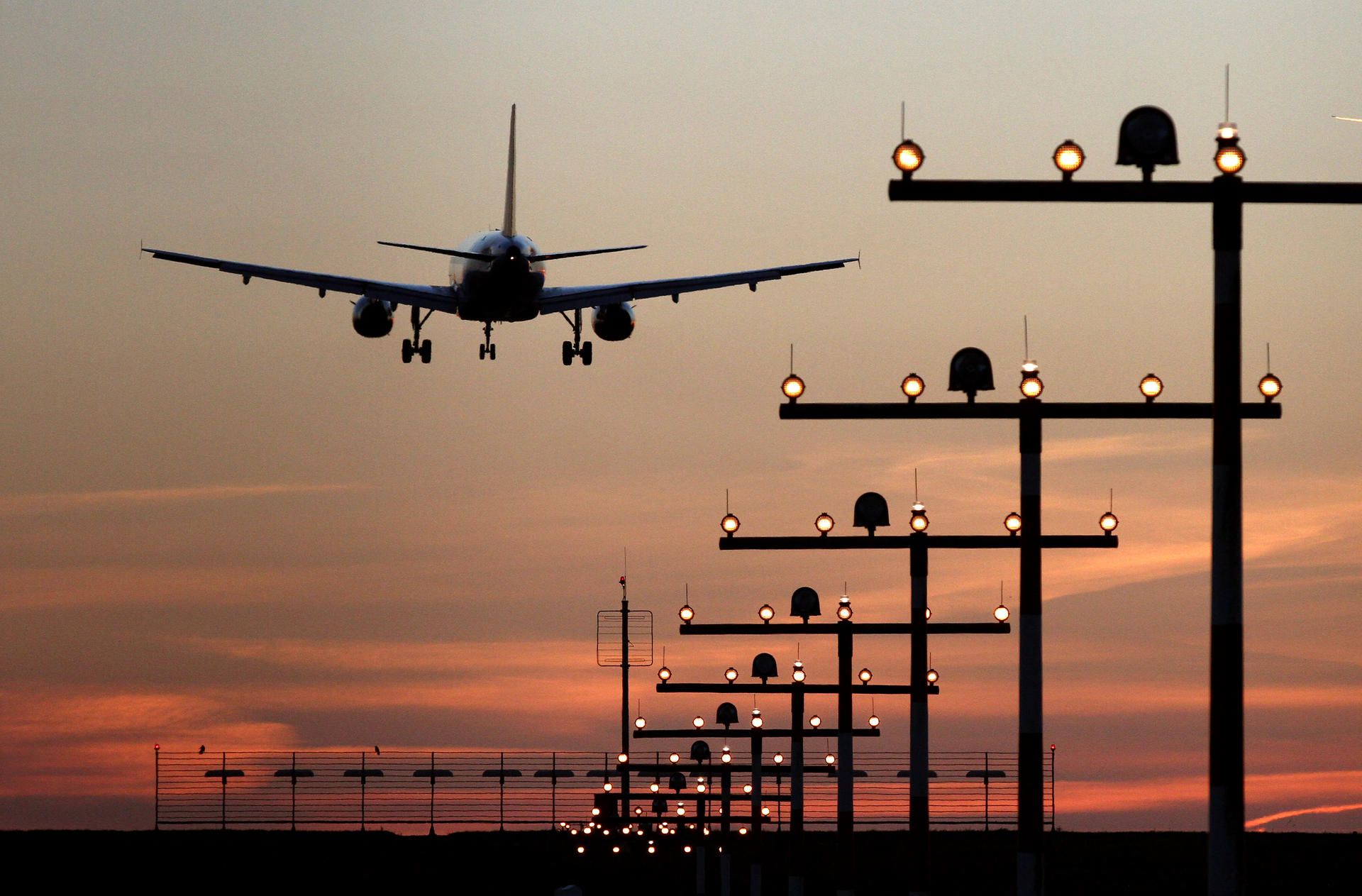 Flughafen Symbolbild