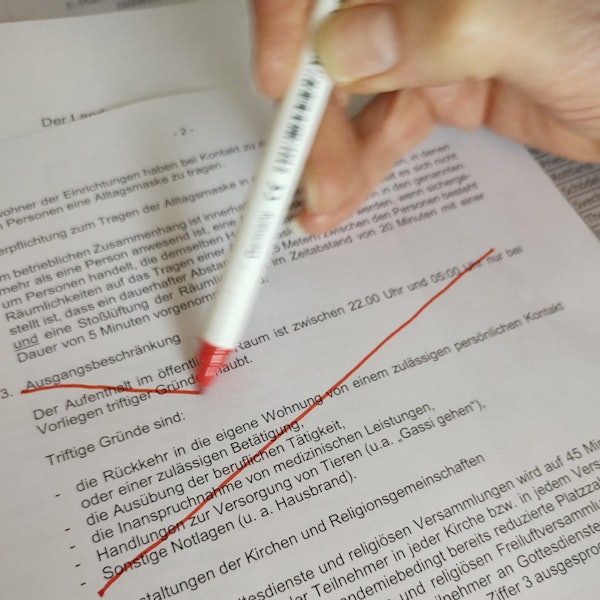 kläger corona verordnung 1