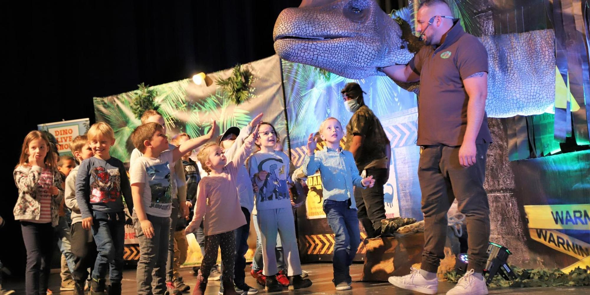 20220403-amh-dinos (6)_1