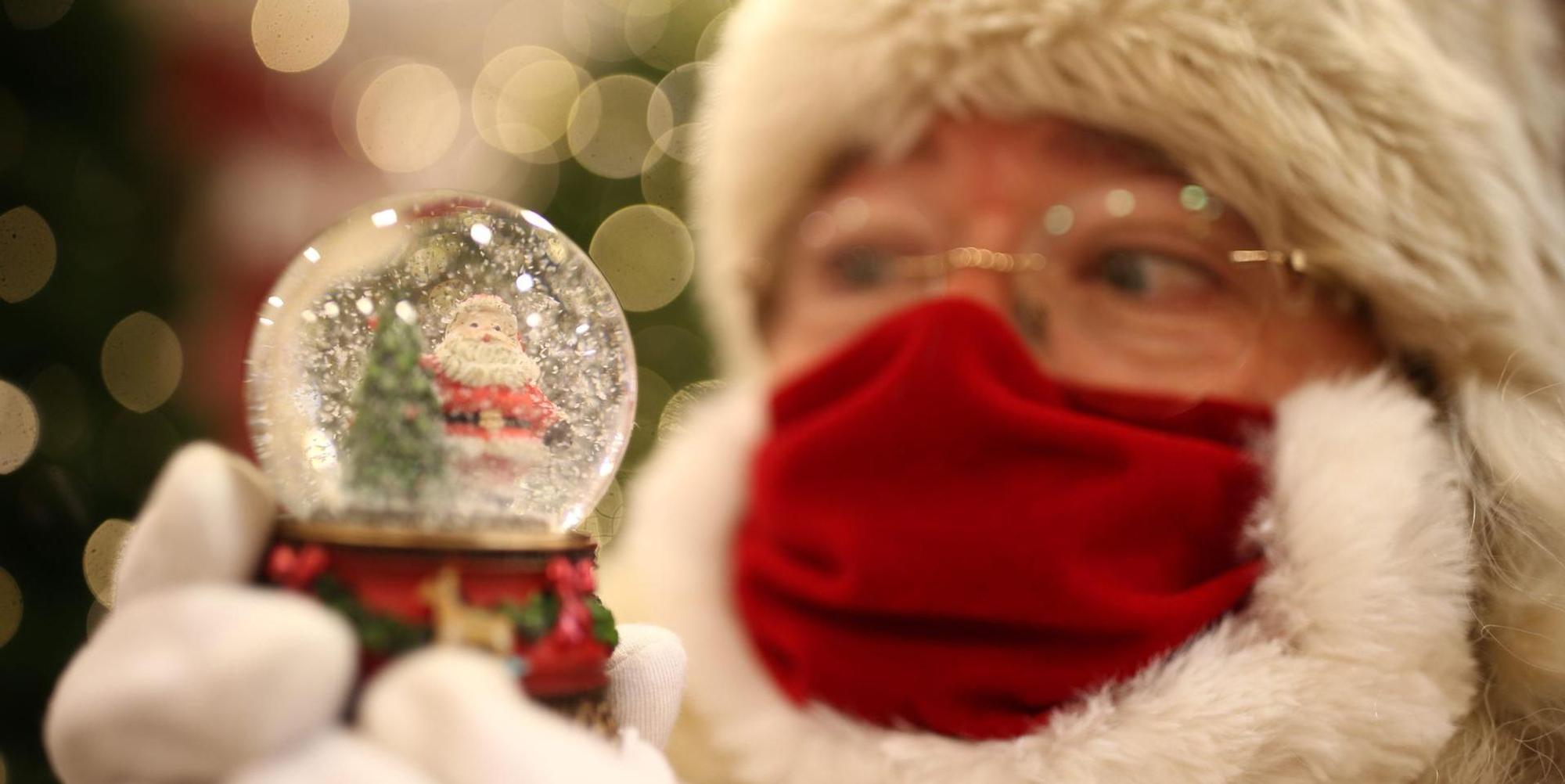 Weihnachtsmann Glaskugel