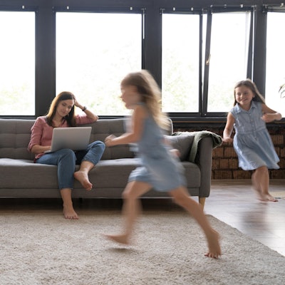 Mutter genervt Kinder