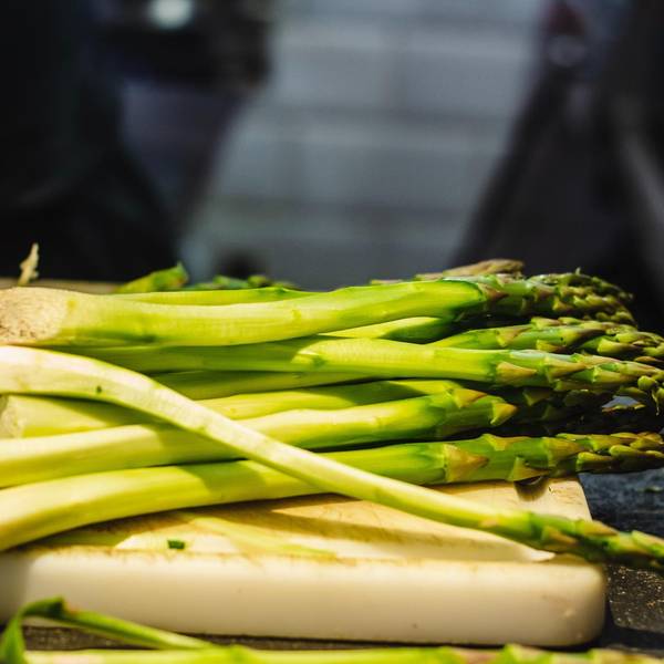Spargel-louis-hansel-1531099-unsplash