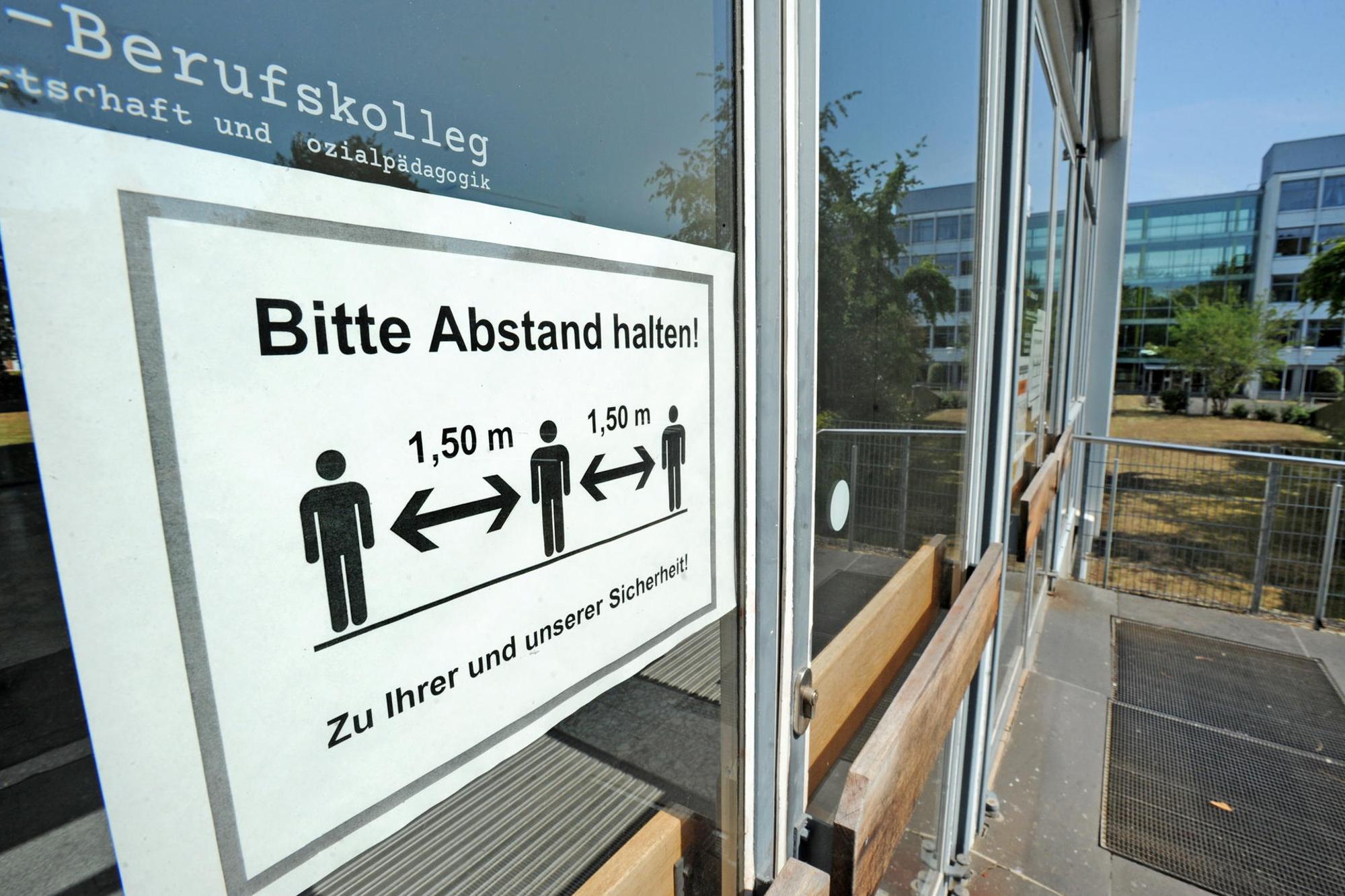 le-schule-corona_(2)