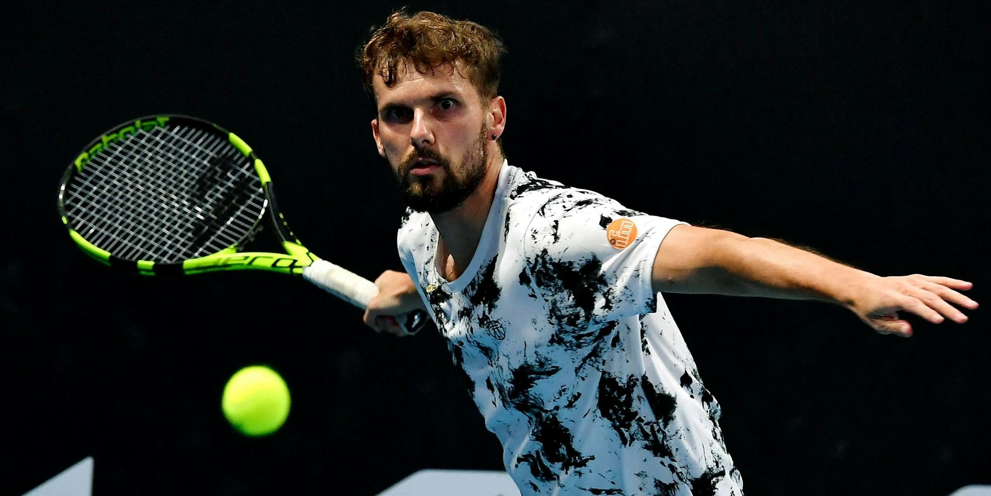 40E40ED9-C7B4-45DA-B753-01C9D12516CC