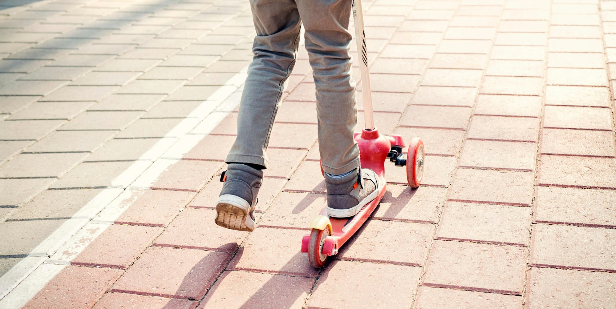 kind_tretroller_koeln