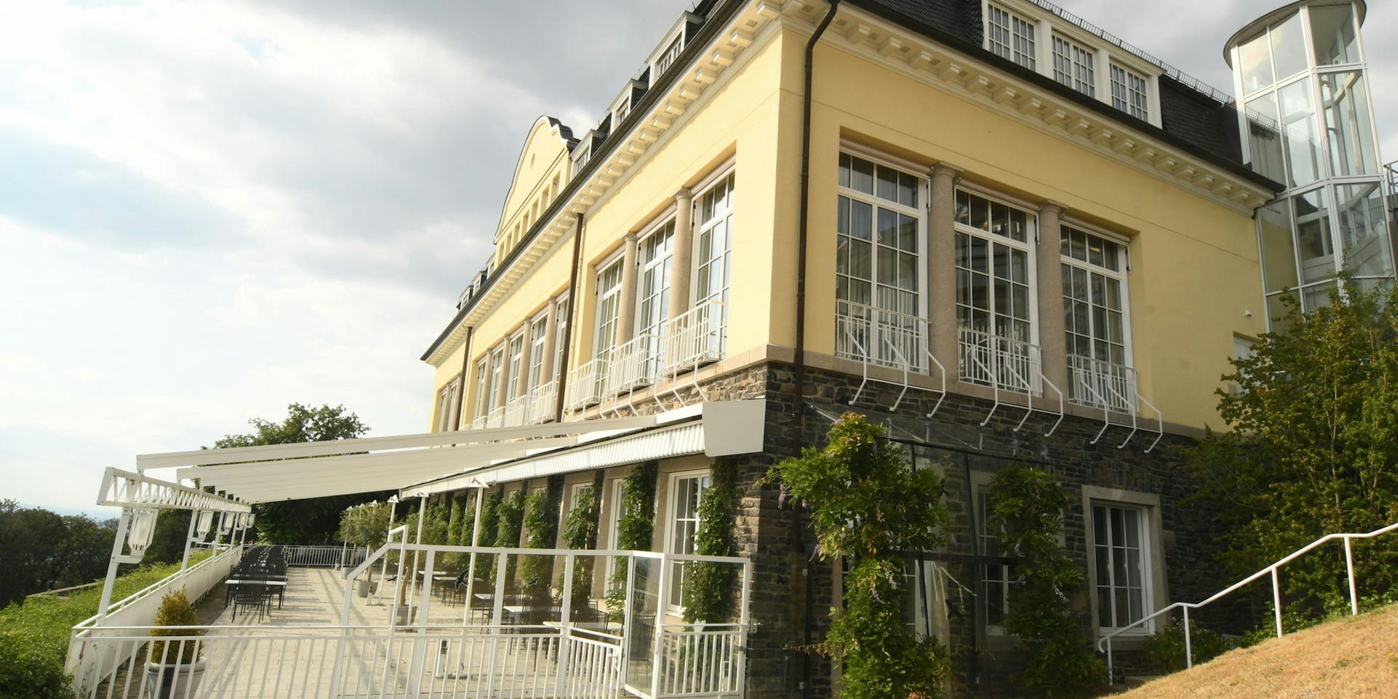 Ferdinand 30außen ecke