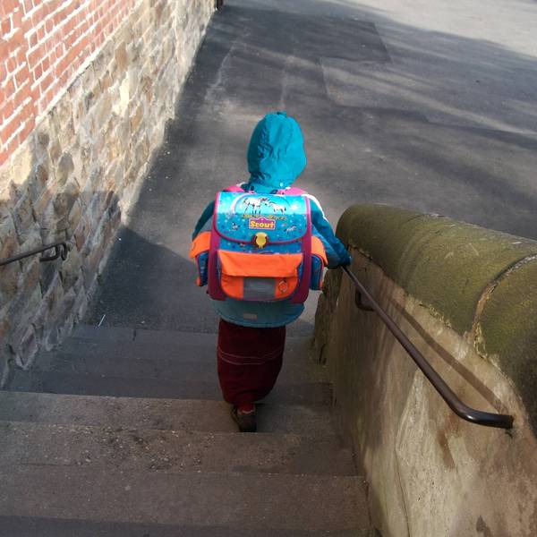 Kind allein Schulweg