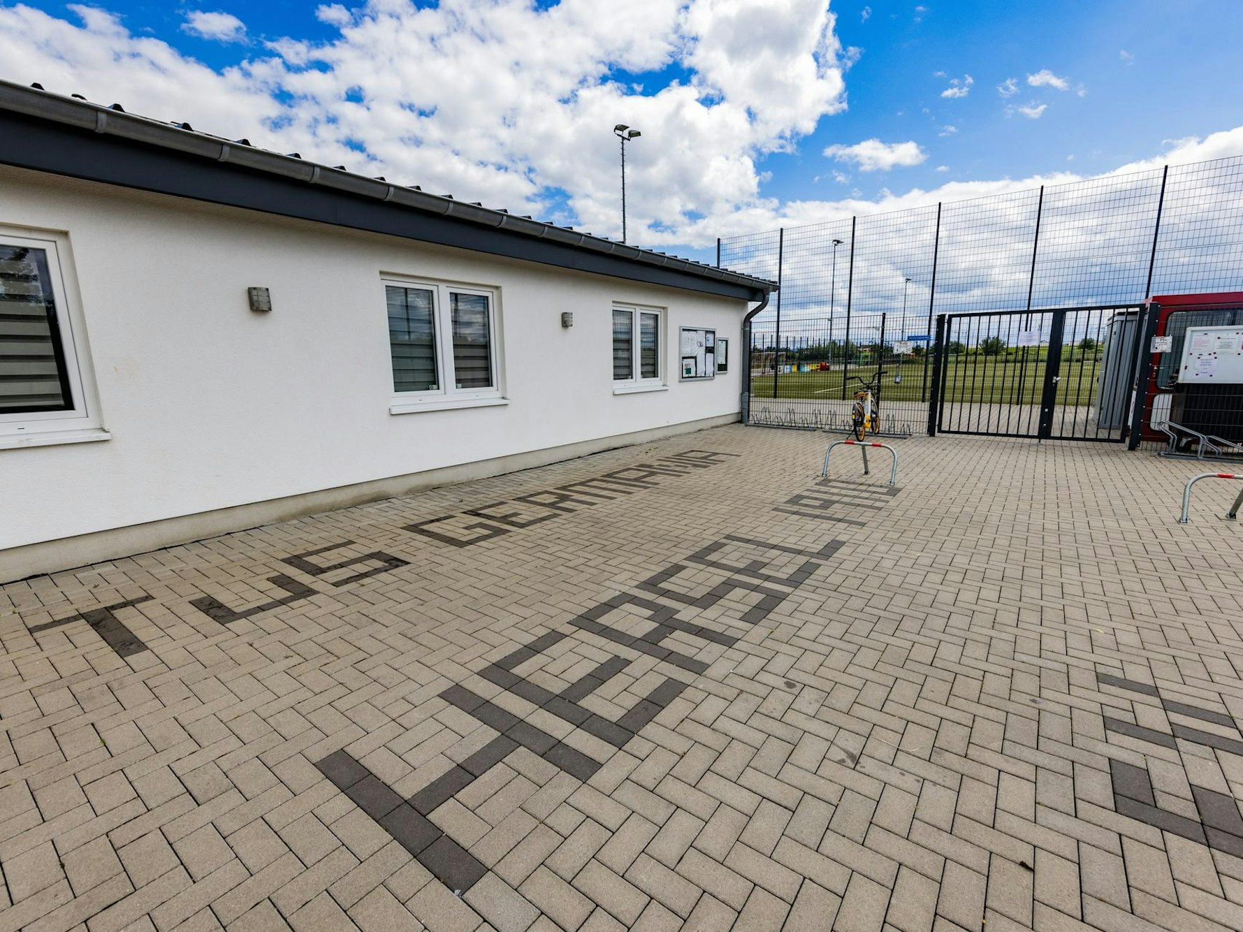 B Sportplatz Hersel mbo