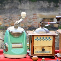 Trödel Kaffee imago Manngold