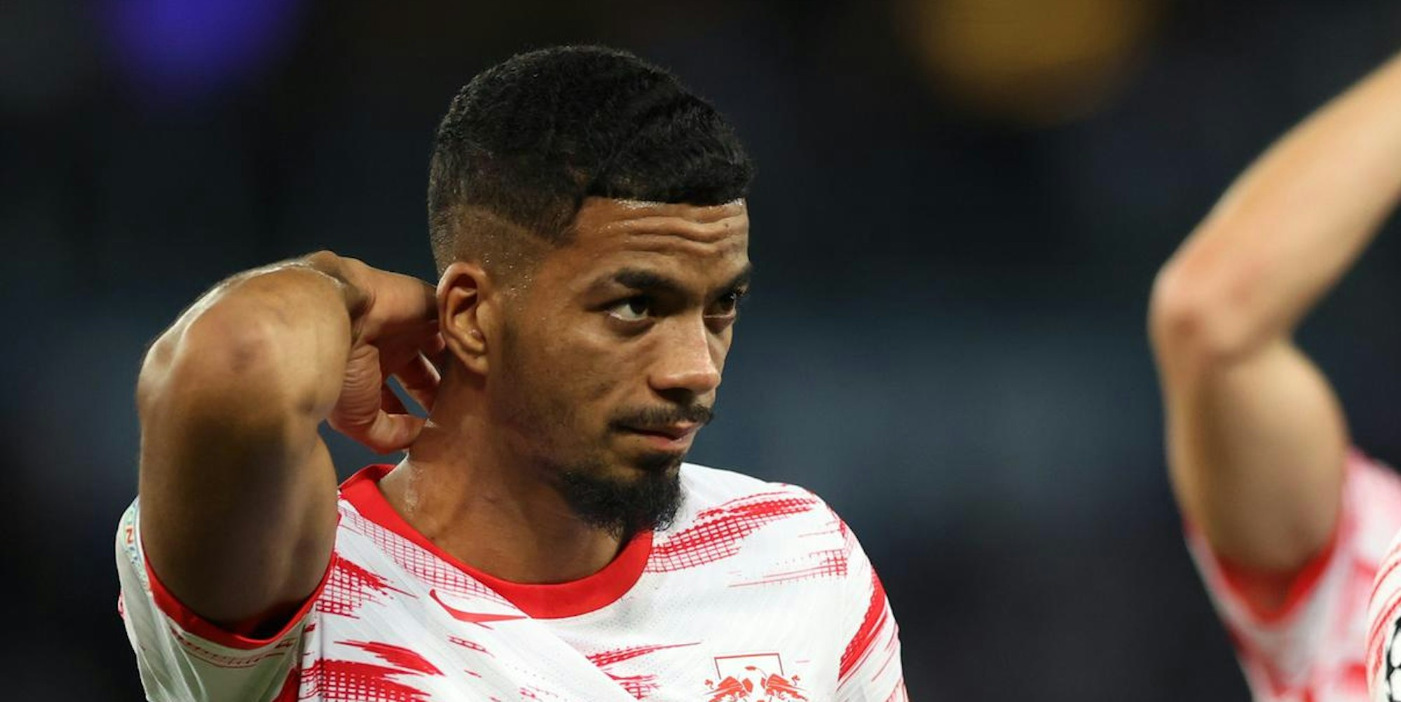 6002595E-6DA9-4C9E-AE04-C3BCAD941DF0