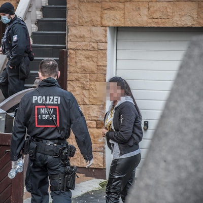 Cannabis Plantage Razzia Leverkusen Bergisch Neukirchen