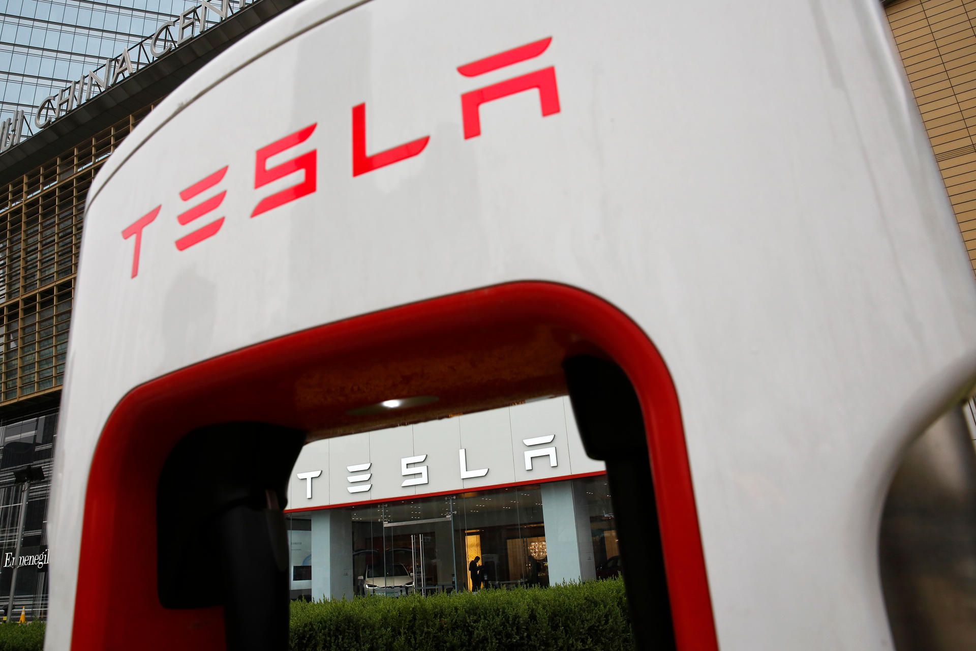 Tesla ap neu